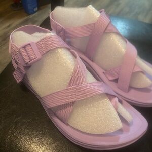 ‘Madden Girl’ Sun Lavender Sandals Size:7.5